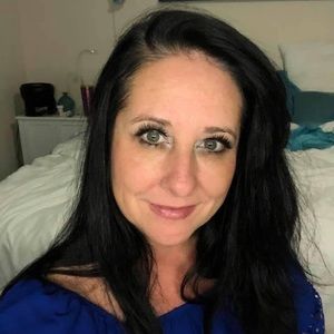 Meet your Posher, Ariella